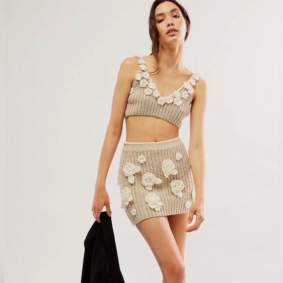 NWT For Love Lemons Ivy Mini Skirt